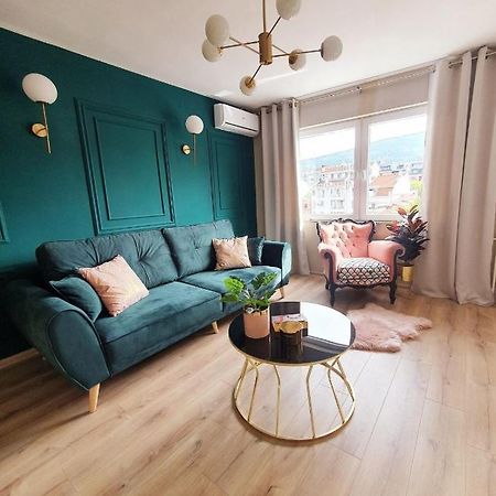 Lovely Gem At The Best Location In Skopje Center Luaran gambar