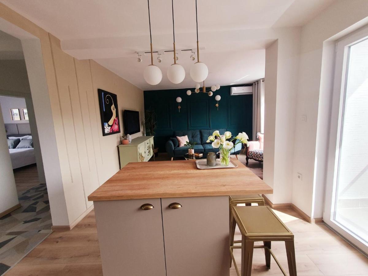 Lovely Gem At The Best Location In Skopje Center Luaran gambar